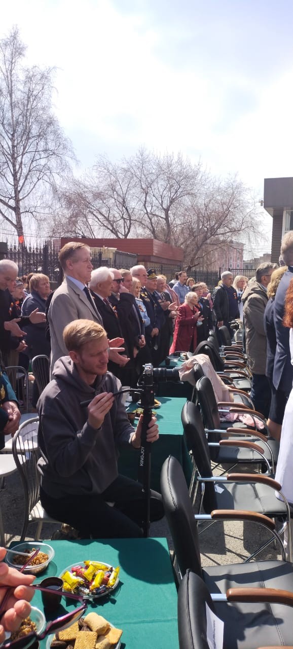 a2cc40df-4ac1-4b72-ba9b-18066858d65c